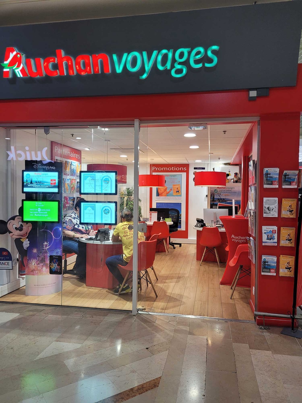 agence de voyage aubagne auchan