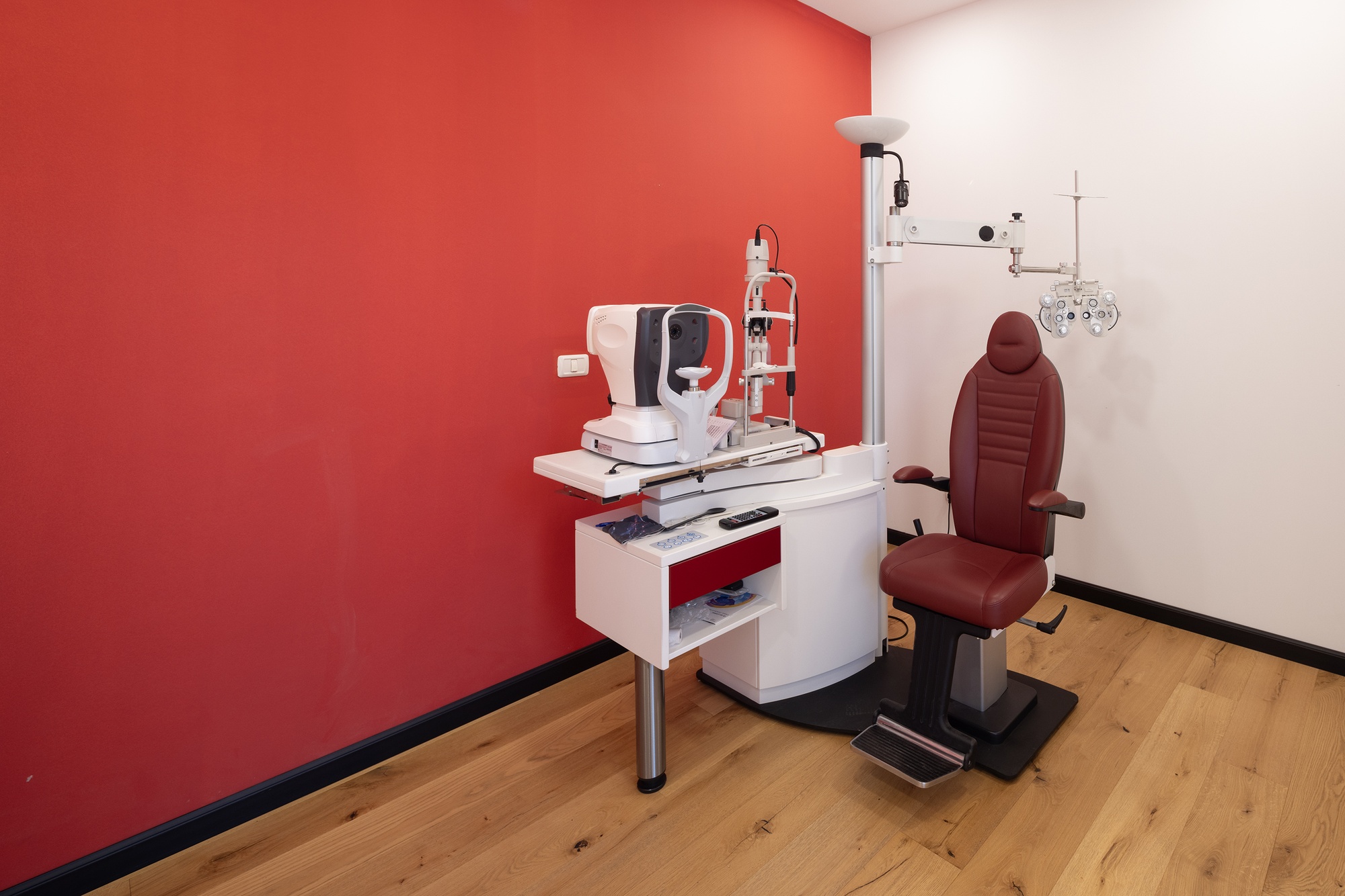 Optical Center eyewear store Optical Center BAT YAM PARK HAYAM/ בת ים ...