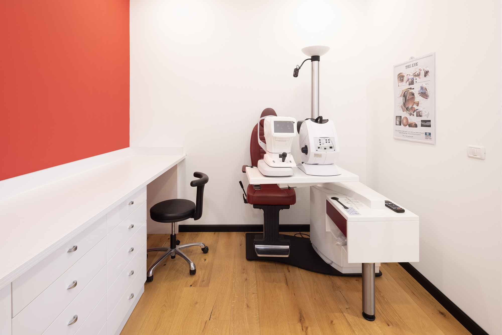 Optician בת ים : Optical Center – Eyewear store