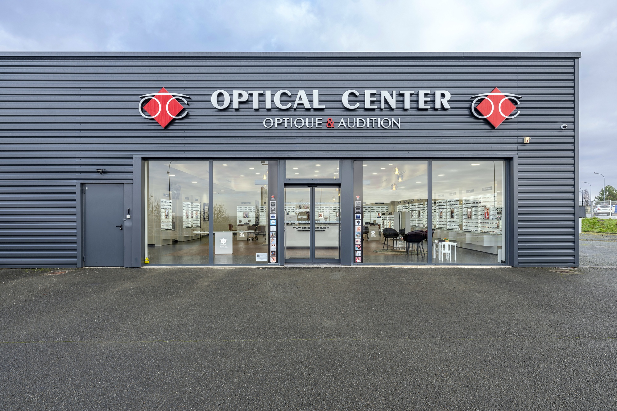 Optician SAINT-JEAN-D'ANGELY : Optical Center – Eyewear store
