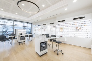 Optician Ecully : Optical Center – Eyewear store
