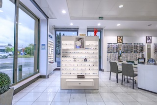 Optician Arles : Optical Center – Eyewear store