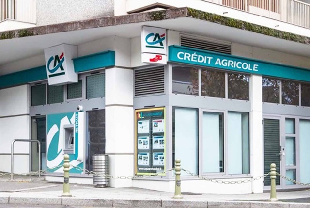 Crédit Agricole - LA ROCHE-SUR-FORON : assurance et banque à La Roche