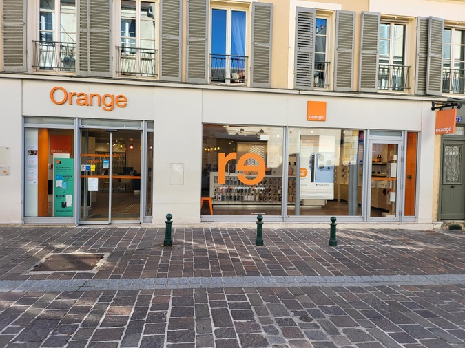 Boutique Orange - Fontainebleau
