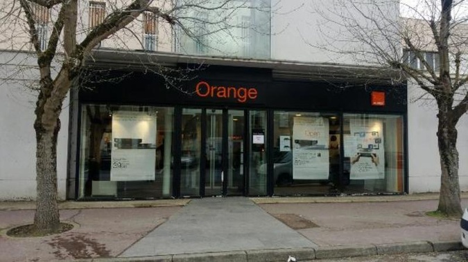 Boutique Orange Gdt - Nemours