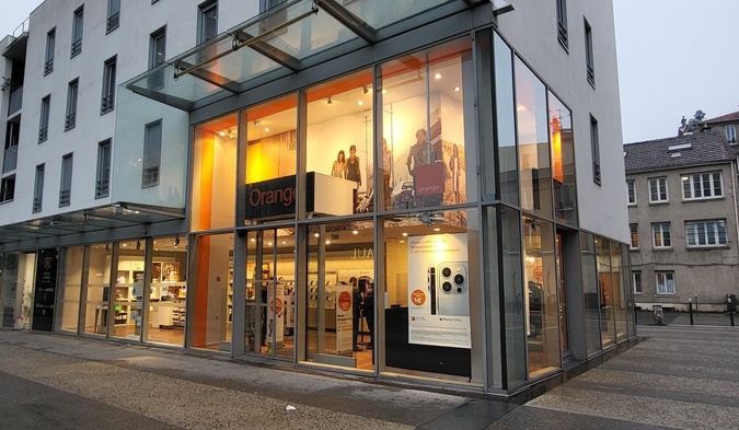 Boutique Orange Grand Angle - Montreuil