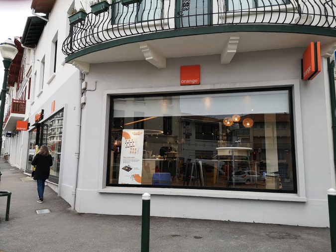 Boutique Orange - St Jean de Luz