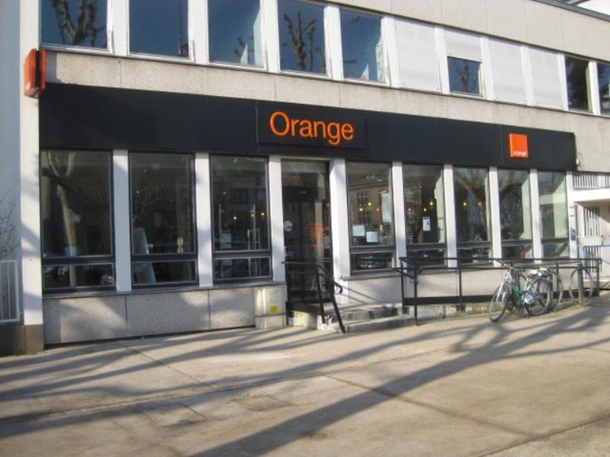 Boutique Orange Centre - St Louis