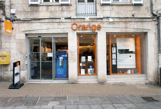 Boutique Orange - Dole