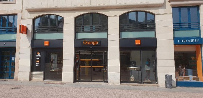 Boutique Orange - Issy les Moulineaux