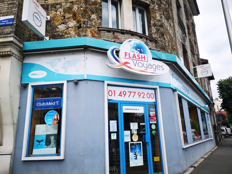 FLASH VOYAGES