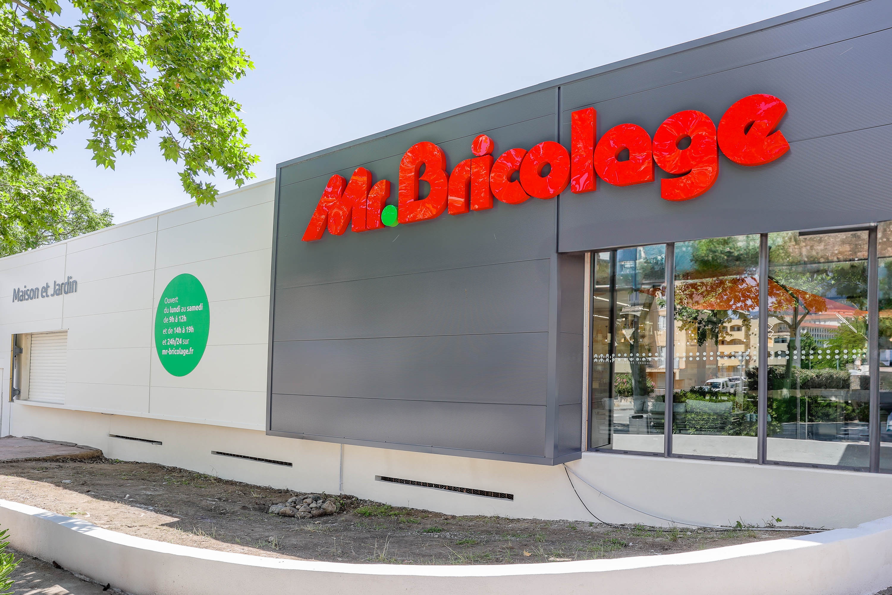 Photo officielle de Mr.Bricolage Corte