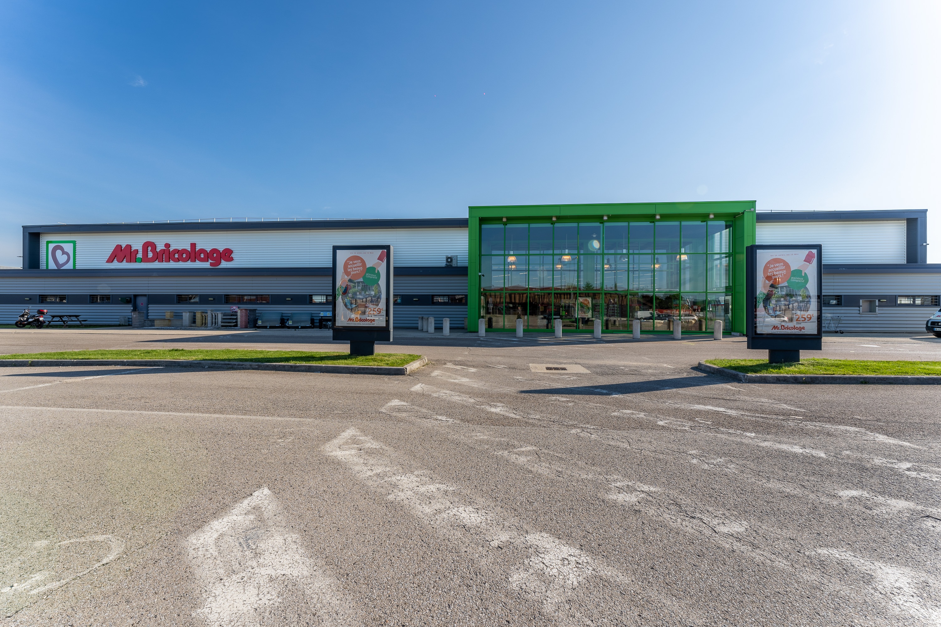 Photo officielle de Mr.Bricolage Pontarlier