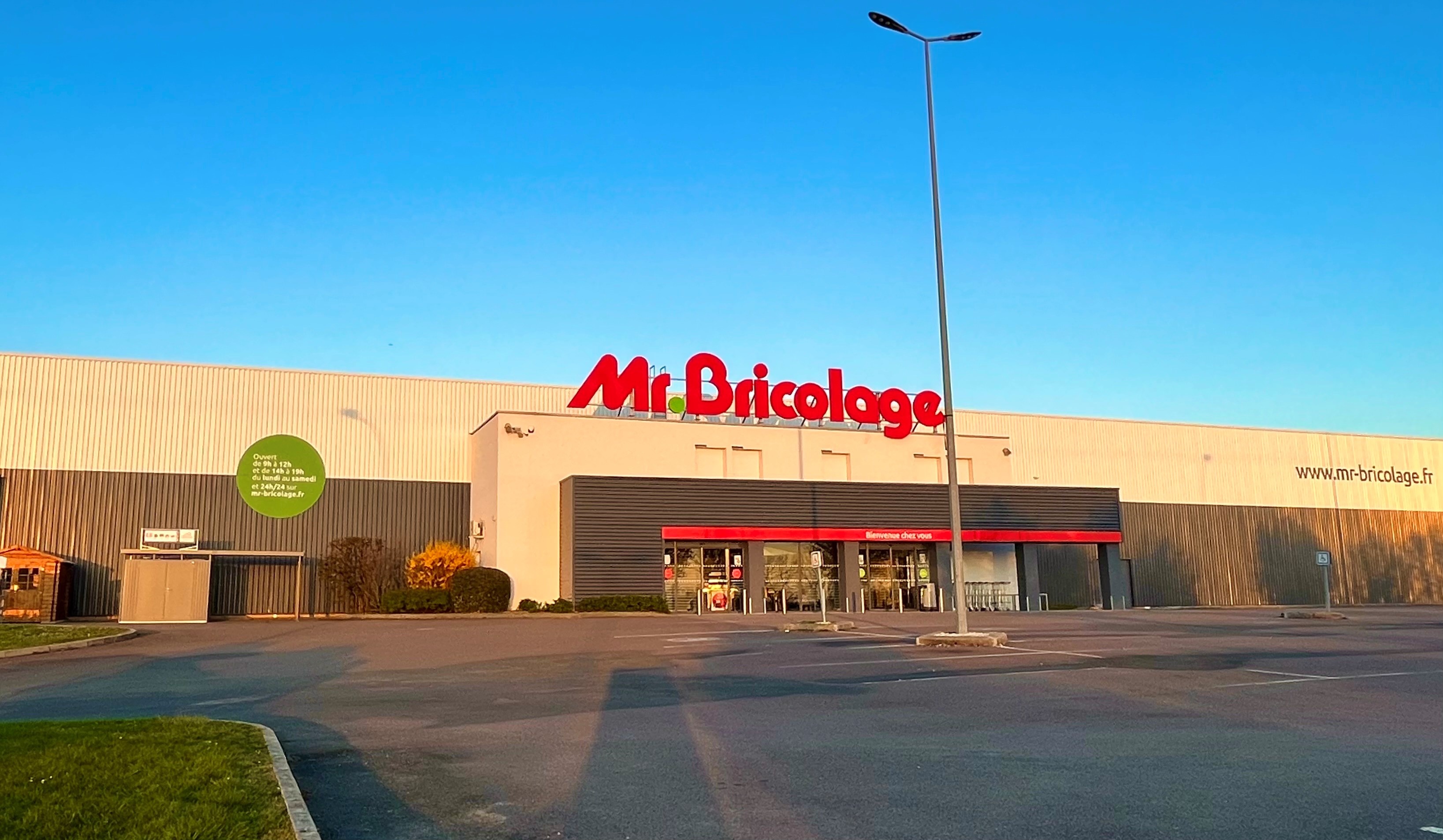 Photo officielle de Mr.Bricolage Paray Le Monial