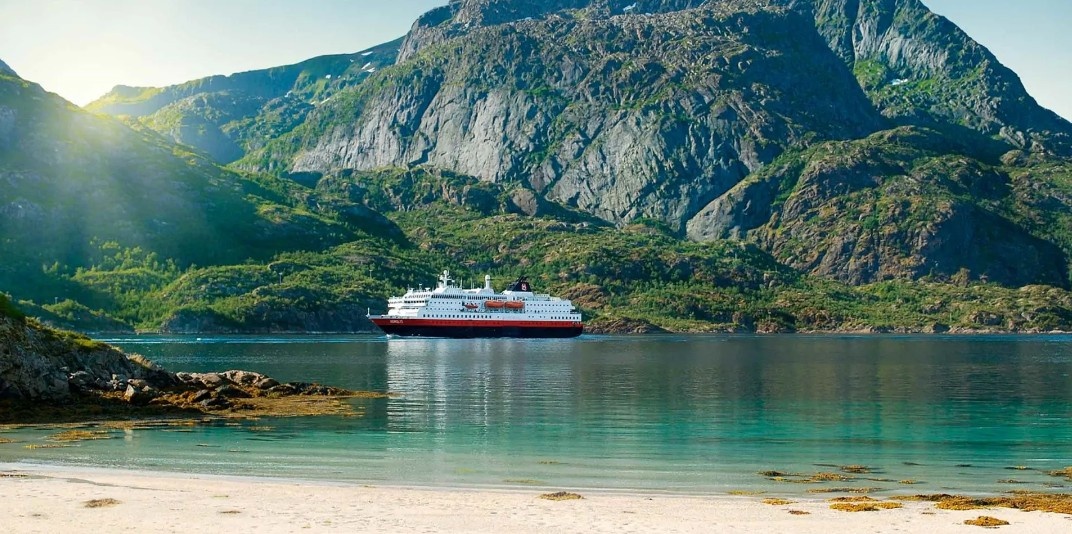 🚢 À LA DÉCOUVERTE DU ROYAUME DES FJORDS AVEC HURTIGRUTEN