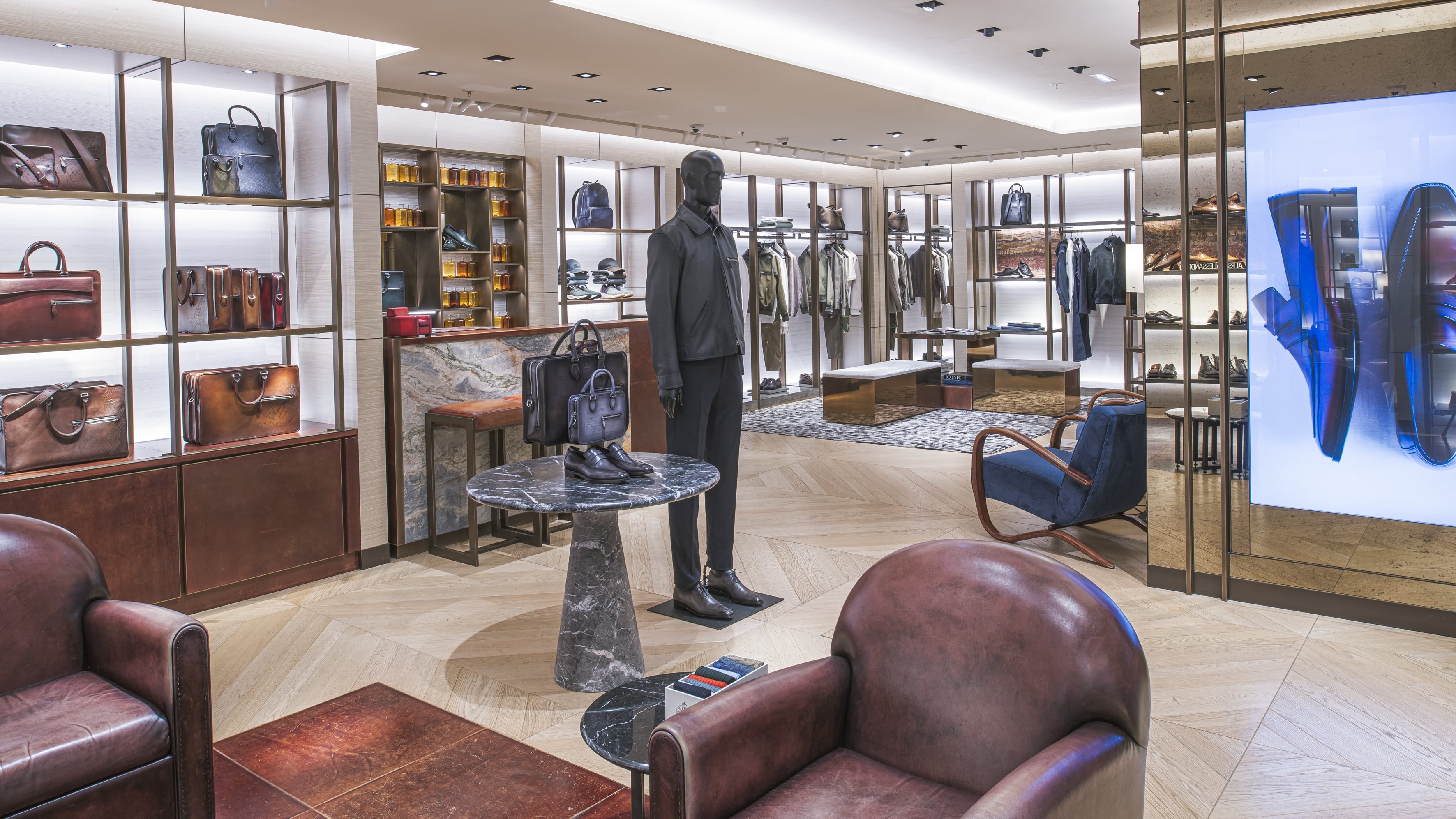 BERLUTI Paris Galeries Lafayette : souliers sur mesure