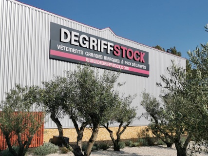Degriffstock Aix-en-Provence - Vêtements 2
