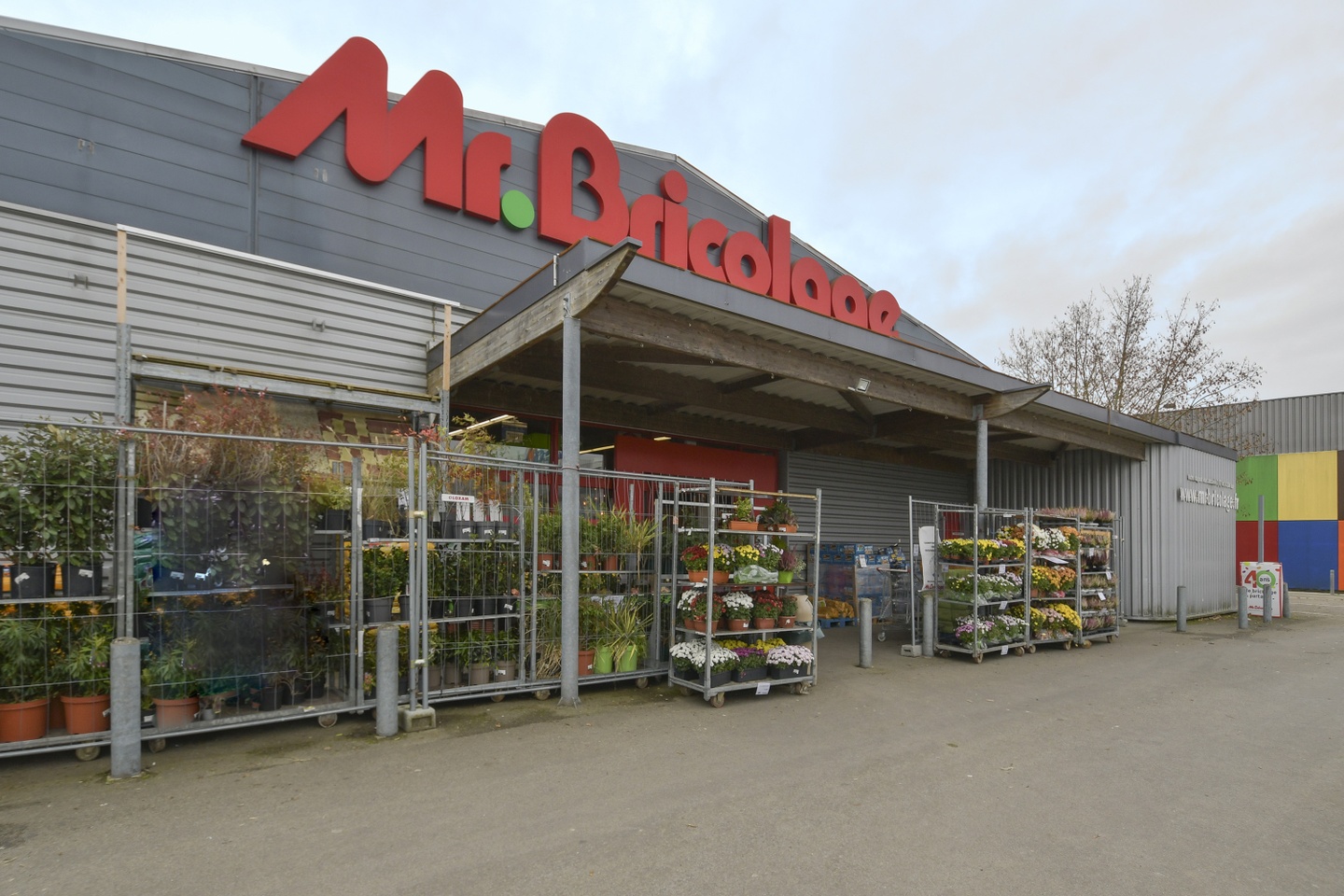 Votre magasin Mr.Bricolage Angerville bricolage outillage jardin